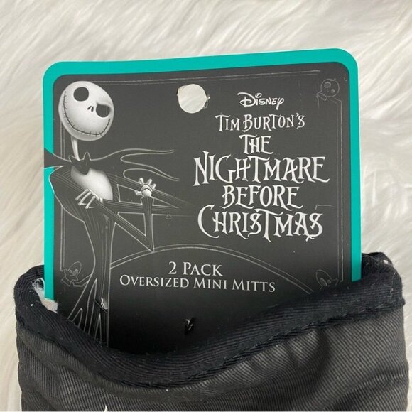 Disney NWT Kitchen Nightmare Before Christmas Jack & Sally Mini Oven Mitts 7x5.5 - Picture 6 of 10